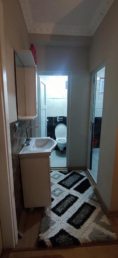 イスタンブールKhavi Airport Apertmentアパートメント エクステリア 写真